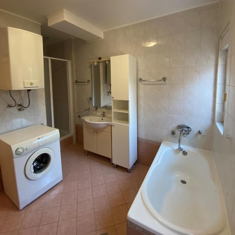 App Ratkovic Appartement Novi Vinodolski Buitenkant foto